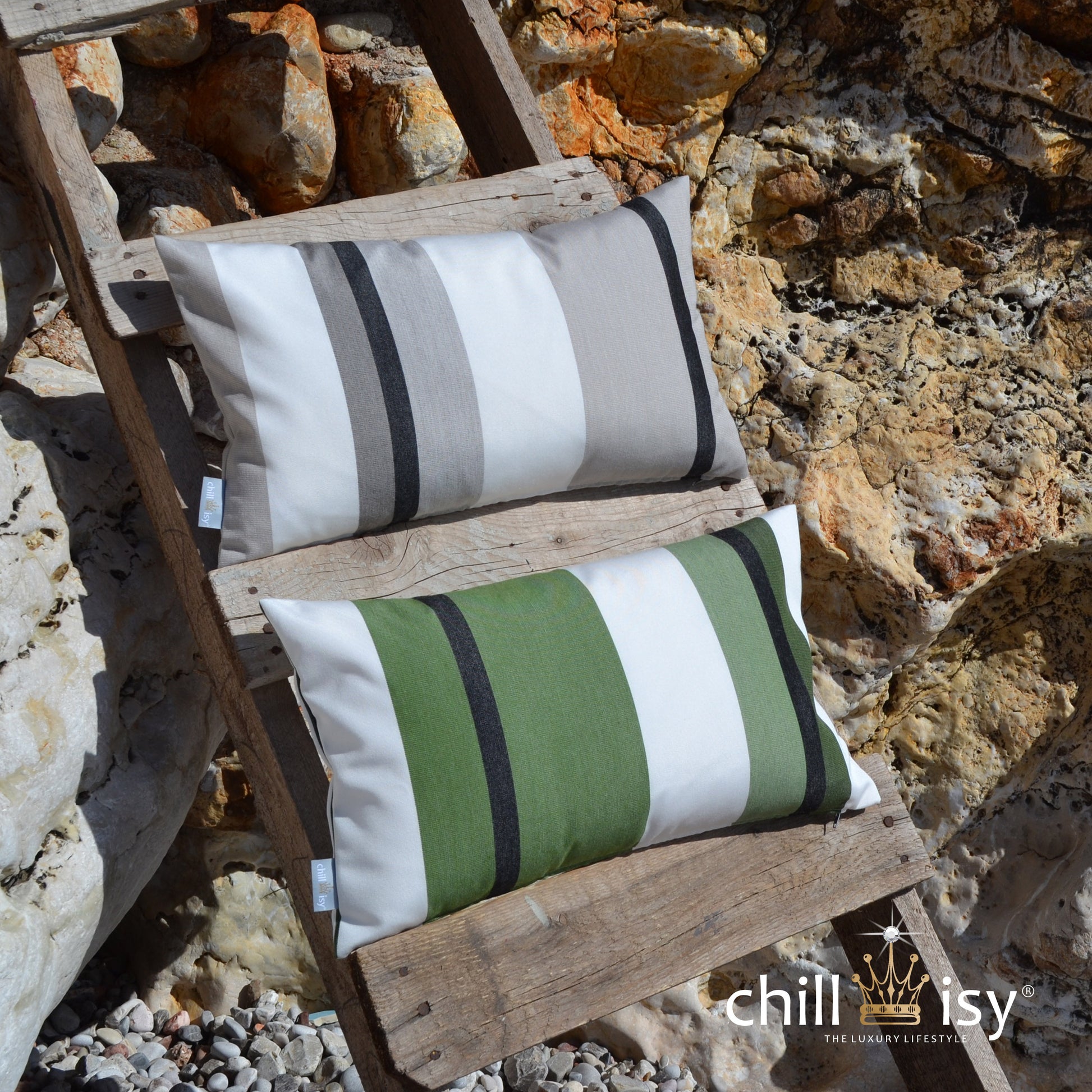 Kissen Sunbrella® Canyon Grün weiß schwarz gestreift.