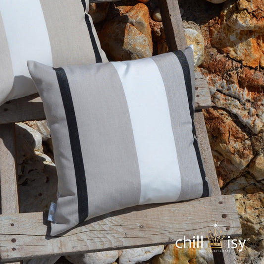 Kissen Sunbrella® Canyon Grau weiß schwarz gestreift.