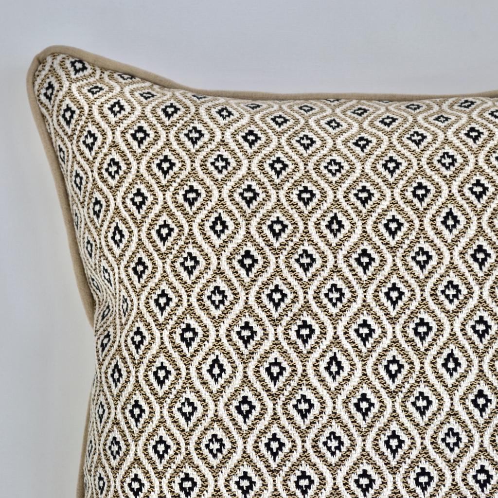 Kissen Sunbrella Komo Raffia Beige