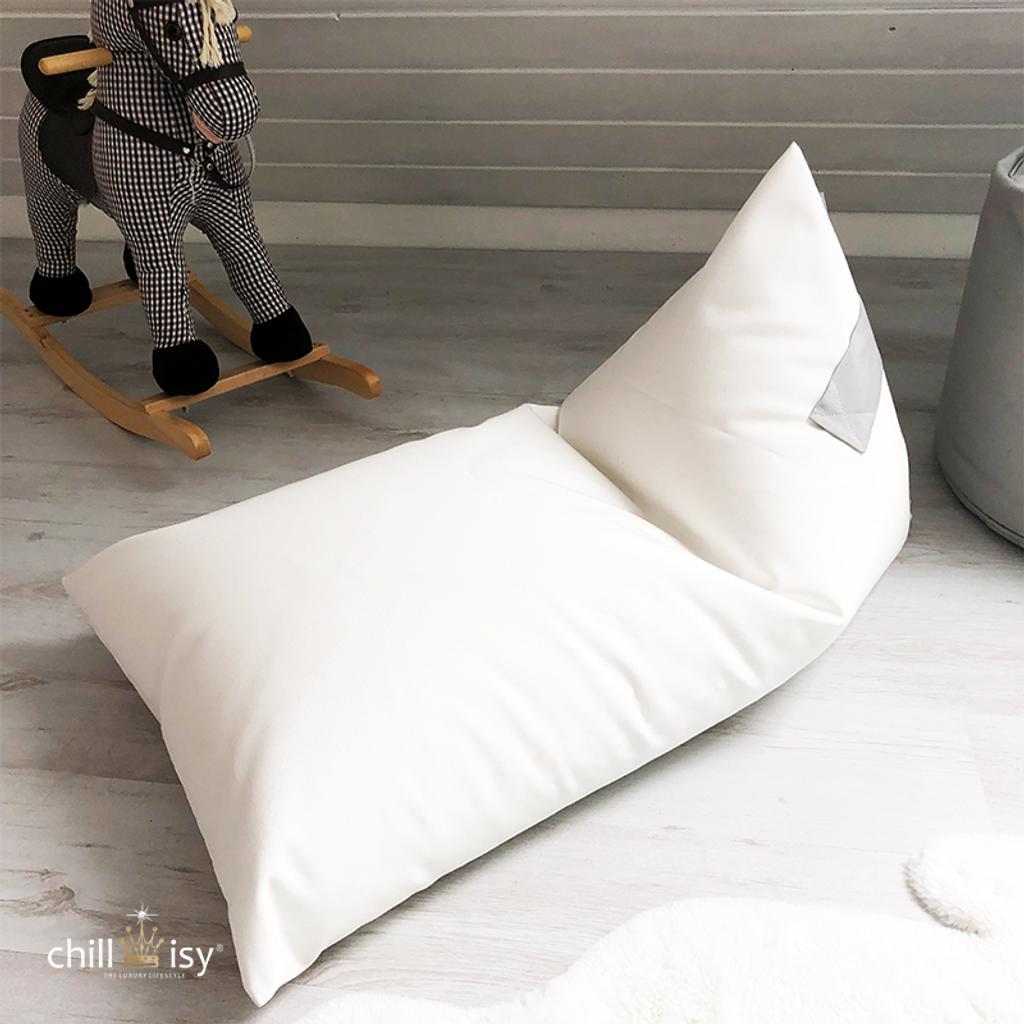 Sitzsack und Liegesack für Kinder, Farbe: Weiß, hergestellt von chillisy in Deutschland. Online kaufen.