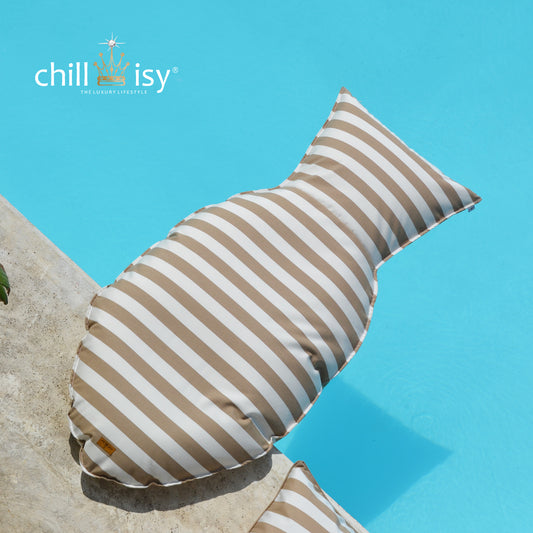 Schwimmkissen Poolkissen beige weiß gestreift in Fisch Form Float Sharky by chillisy.