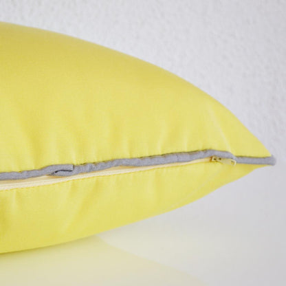 Yachtkissen Bootskissen, Farbe: Limone Gelb, Verwendung: Indoor, Outdoor, Yacht; Marke: chillisy; Hergestellt in Deutschland. Yacht cushion boat cushion, color: lime yellow, use: indoor, outdoor, yacht; Brand: chilly; Made in Germany. Worldwide shipping.