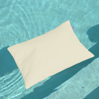 chillisy PICCOLINO Schwimmkissen und Reisekissen 30x40 cm in real Canvas schwimmend im Pool – ultraleichtes Outdoor Kissen für Pool, Strand und Reise, hergestellt in Deutschland.