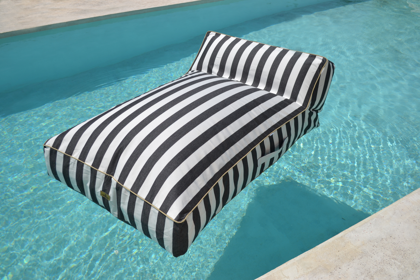 Daybed Pool Float LE CLUB