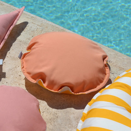 Kissen Rondo in der Farbe Aprikot aus der Kollektion Capri | Schwimmkissen & Gartenkissen von chillisy