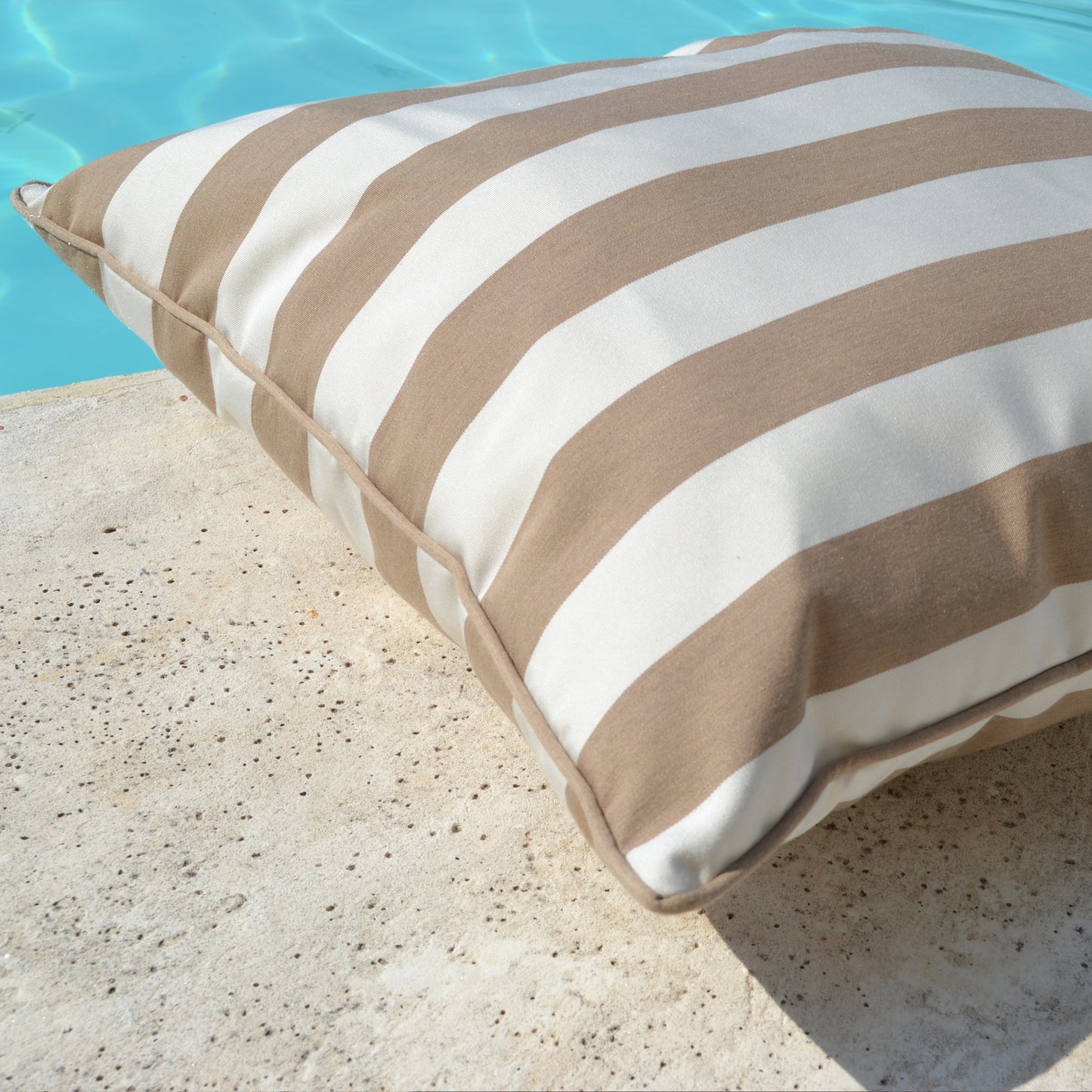 Cushion Yacht Outdoor, beige white striped, beige piping