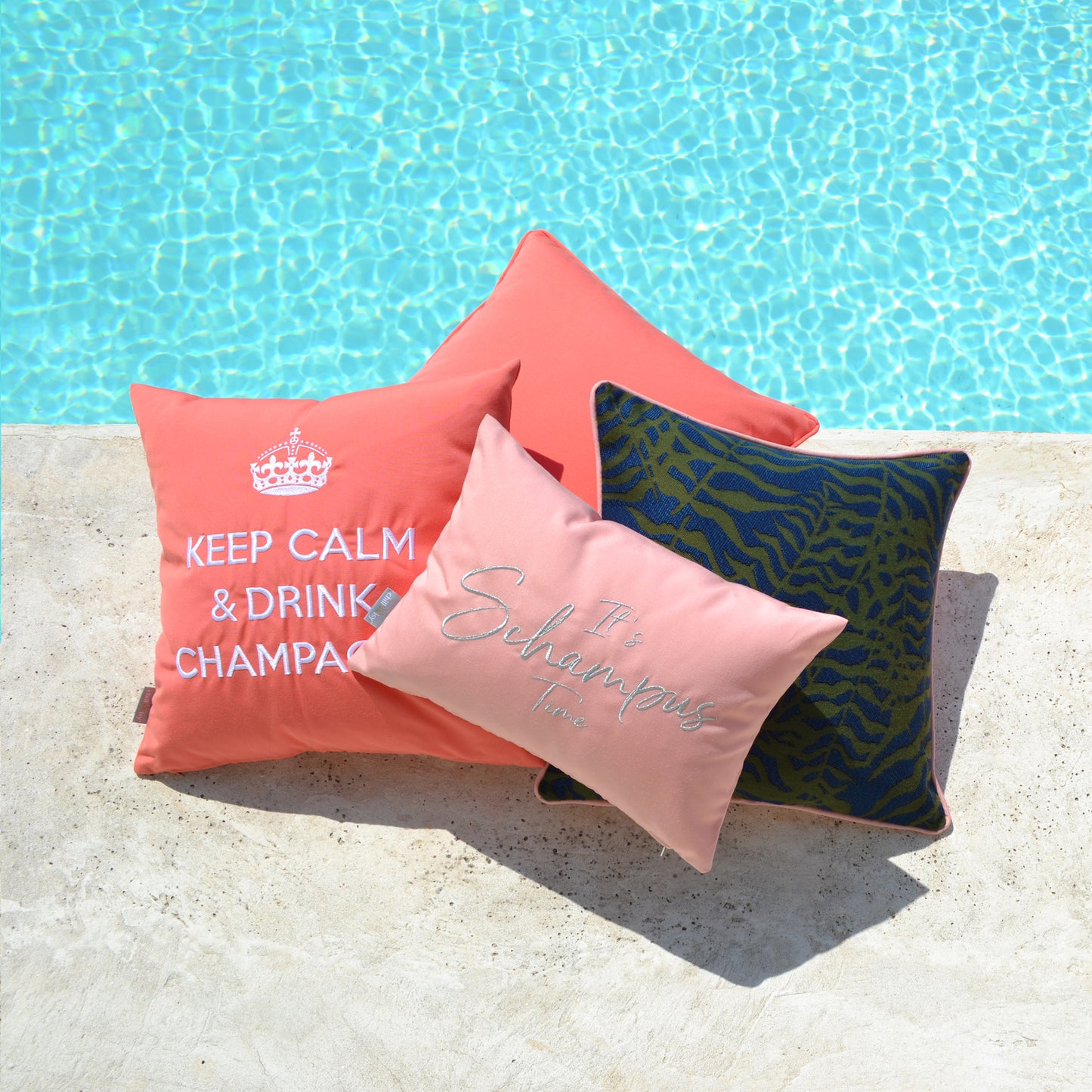 Cushion KEEP CALM &amp; DRINK CHAMPAGNE Pink Grapefruit