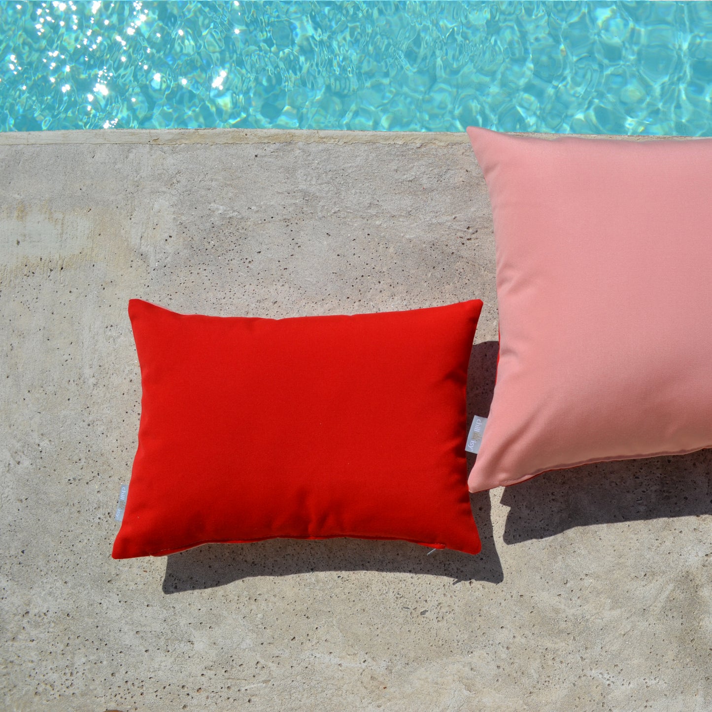 Kissen Sunbrella Double Rot Rosa - 2er Set. Weltweiter Versand. Sunbrella Double Cushion Red Pink - Set of 2. Worldwide shipping.