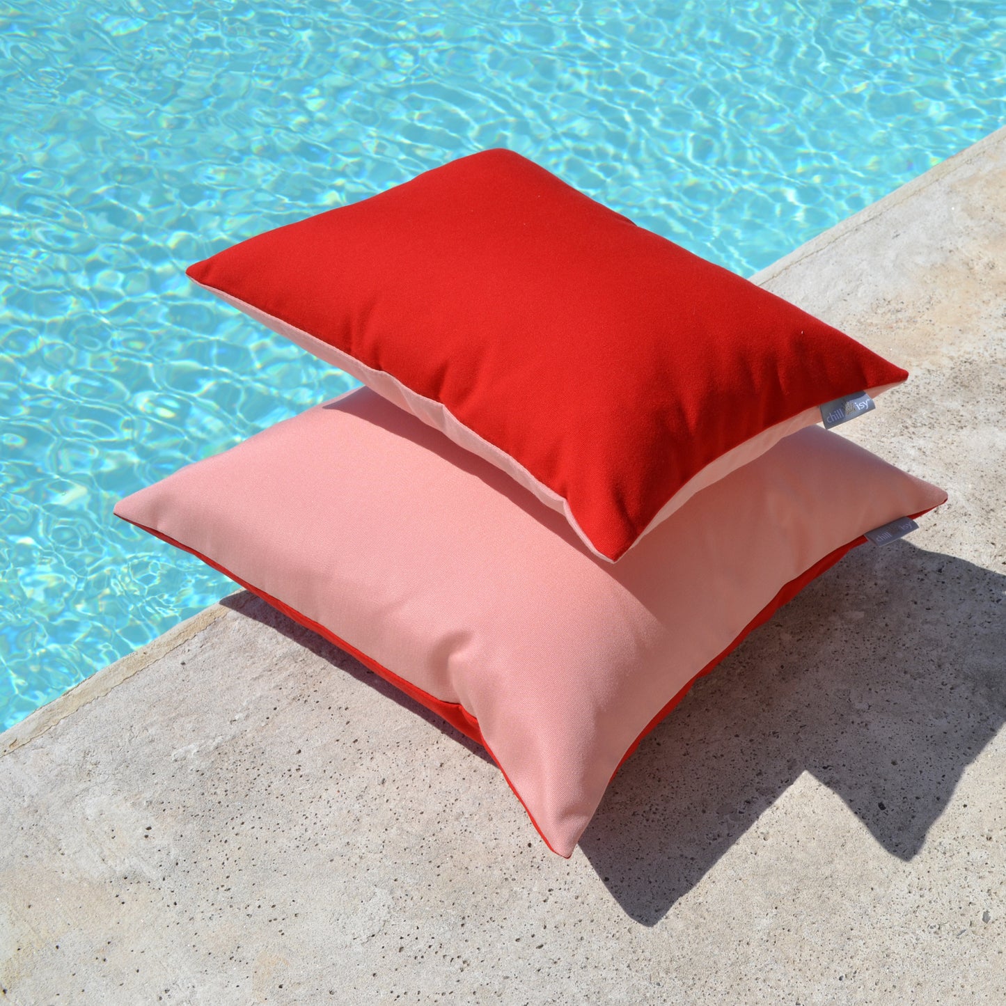 Kissen Sunbrella Double Rot Rosa - 2er Set. Weltweiter Versand. Sunbrella Double Cushion Red Pink - Set of 2. Worldwide shipping.