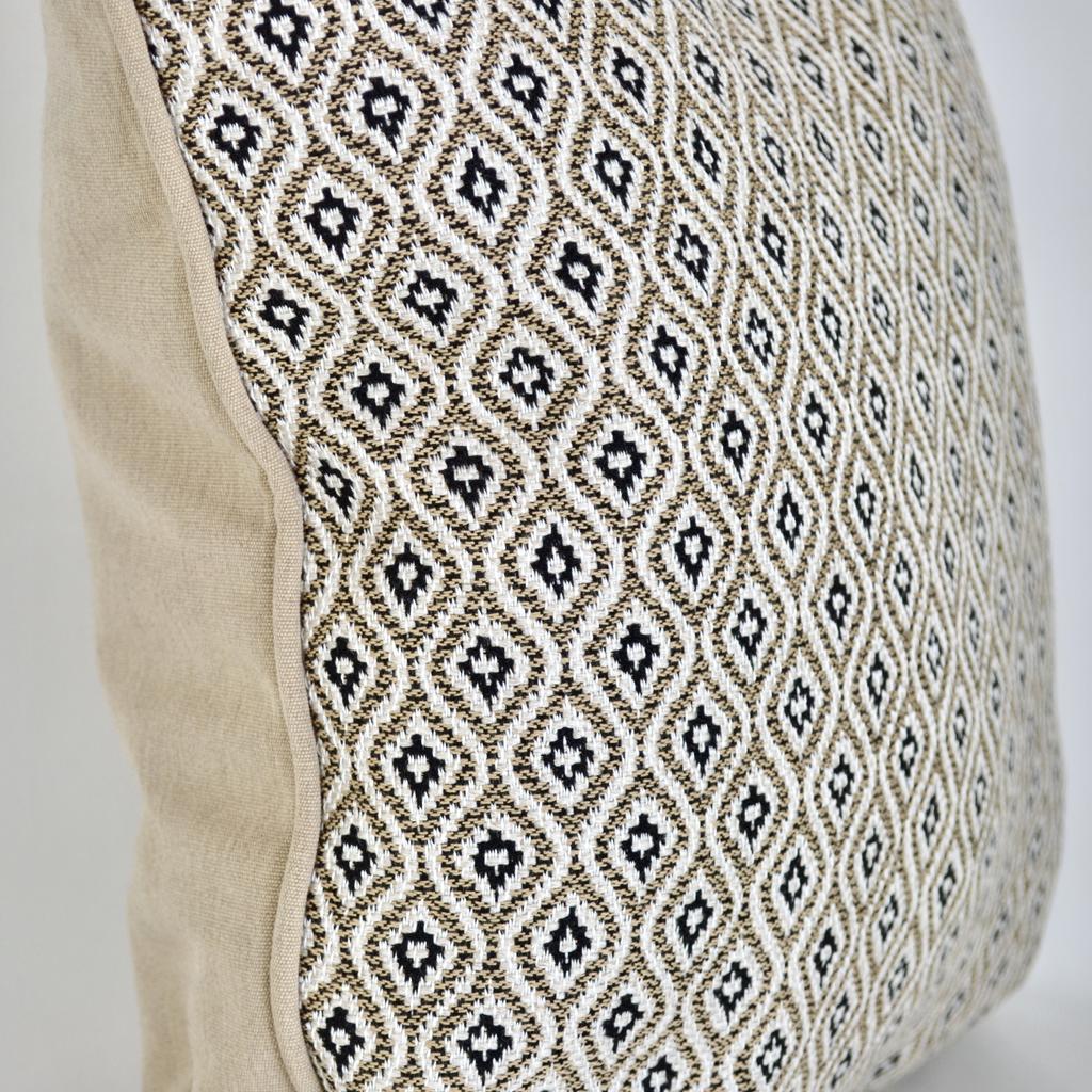 cushion Sunbrella® Komo Raffia Beige