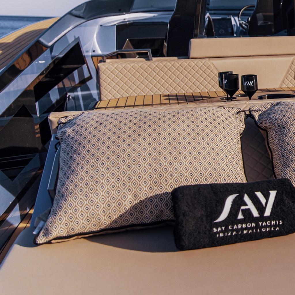 Yacht Cushion Sunbrella® Komo