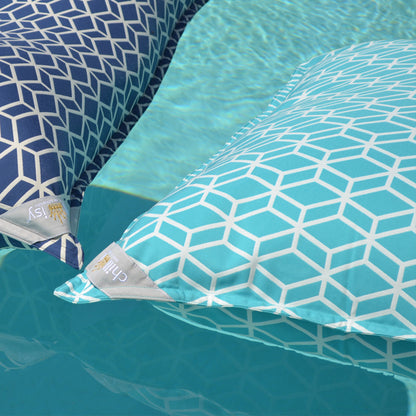 Pool Sitzsack in der Farbe Türkis Weiß von chillisy hergestellt in Deutschland kaufen.