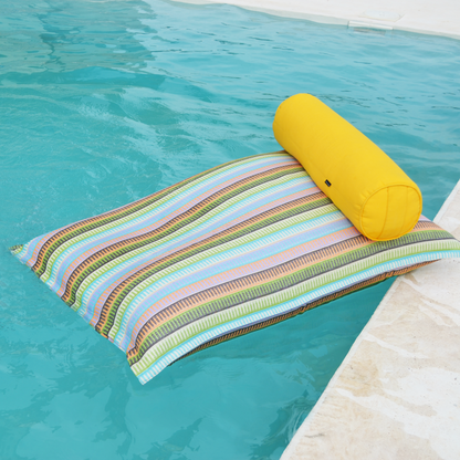 Pool Sitzsack Ibiza Junior, für Kinder, , Luftmatratze Luxus, Verwendung: im Wasser und an Land. 5 Jahre Garantie. Farbe: bunt, mehrfarbig, Blau, Orange, Grün, Schwarz. Marke: chillisy. Online kaufen.