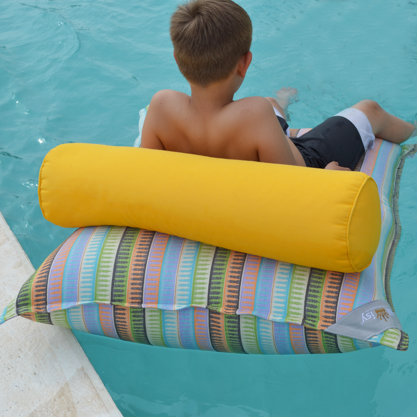 Pool Sitzsack Ibiza Junior, für Kinder, , Luftmatratze Luxus, Verwendung: im Wasser und an Land. 5 Jahre Garantie. Farbe: bunt, mehrfarbig, Blau, Orange, Grün, Schwarz. Marke: chillisy. Online kaufen.