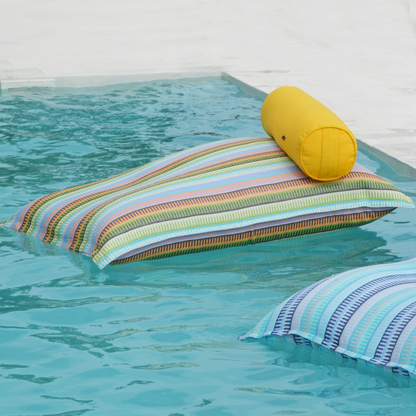 Pool Sitzsack Ibiza Junior, für Kinder, , Luftmatratze Luxus, Verwendung: im Wasser und an Land. 5 Jahre Garantie. Farbe: bunt, mehrfarbig, Blau, Orange, Grün, Schwarz. Marke: chillisy. Online kaufen.
