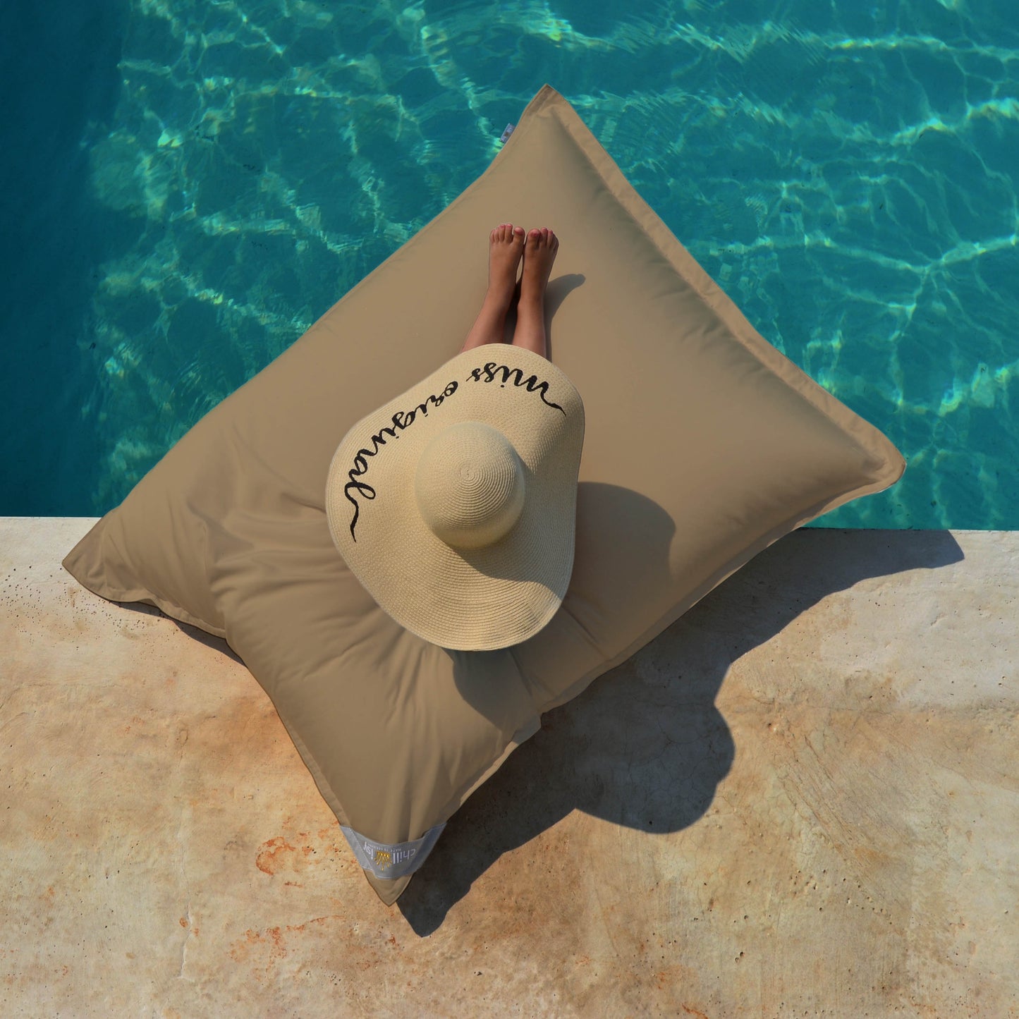 Pool Sitzsack Mallorca Junior in der Farbe Butter Karamell Gold