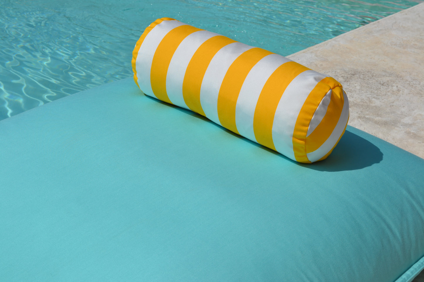 Pool Sitzsack Premium Poolkissen,  Schwimmrolle Gelb Weiß gestreift, Luxus Luftmatratze,  Farbe: Mint Türkis, schwimmende Liege, chillisy