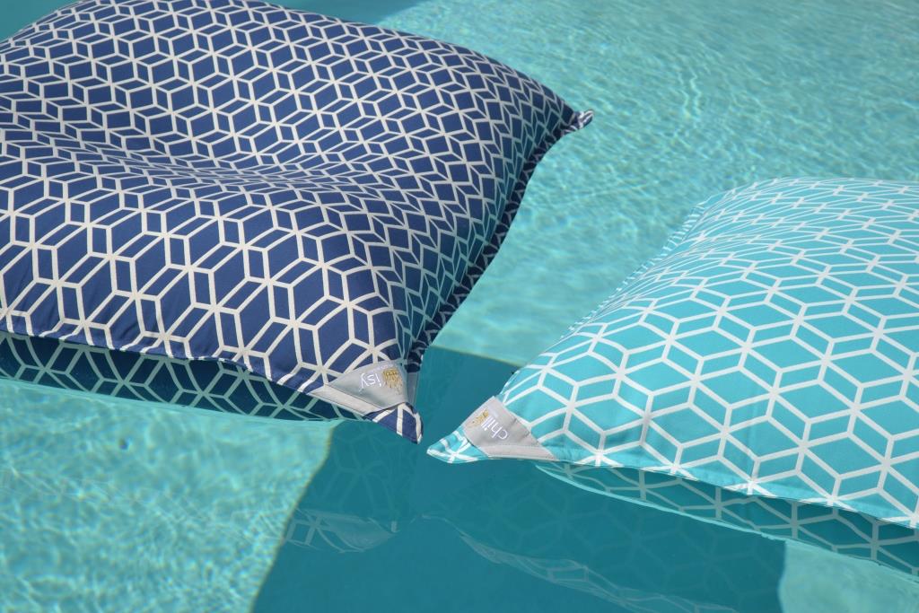 Poolkissen, Pool Sitzsack, Luxus Luftmatratze, Farbe: Türkis, Blau, chillisy, 160x120 cm, schwimmt auf dem Wasser, online kaufen.