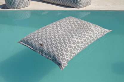 Pool Sitzsack Crystal, Farbe: Schwarz / Weiß, schwimmt auf dem Wasser, und an Land als Sitzsack verwenden.
