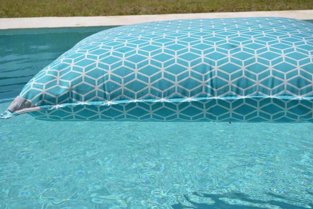 Poolkissen, Pool Sitzsack, Luxus Luftmatratze, Farbe: Türkis, Blau, chillisy, 160x120 cm, schwimmt auf dem Wasser, online kaufen.