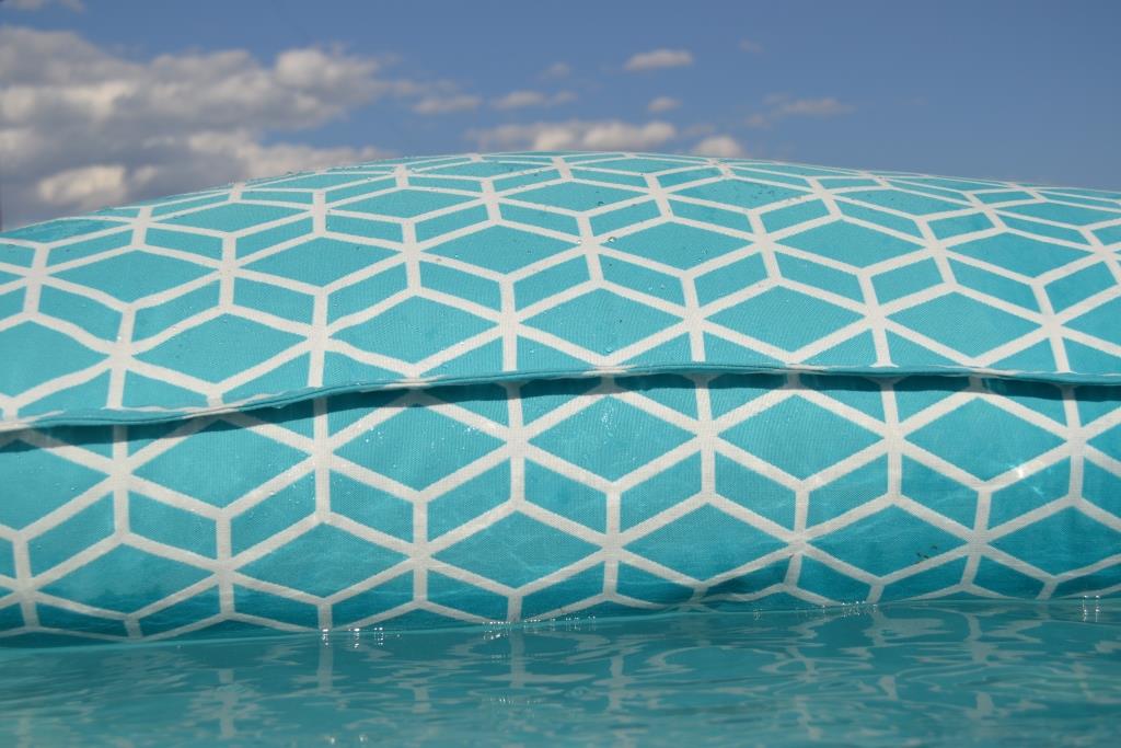 Poolkissen, Pool Sitzsack, Luxus Luftmatratze, Farbe: Türkis, Blau, chillisy, 160x120 cm, schwimmt auf dem Wasser, online kaufen.