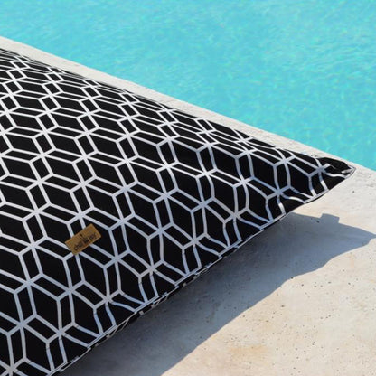 Pool Sitzsack Crystal, Farbe: Schwarz / Weiß, schwimmt auf dem Wasser, und an Land als Sitzsack verwenden.