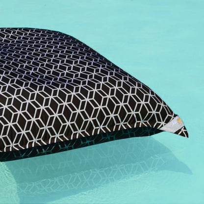 Pool Sitzsack Crystal, Farbe: Schwarz / Weiß, schwimmt auf dem Wasser, und an Land als Sitzsack verwenden.