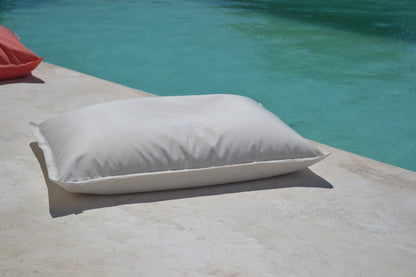 Sitzsack für Outdoor und Indoor, Farbe: Weiß. Hergestellt in Deutschland von chillisy.