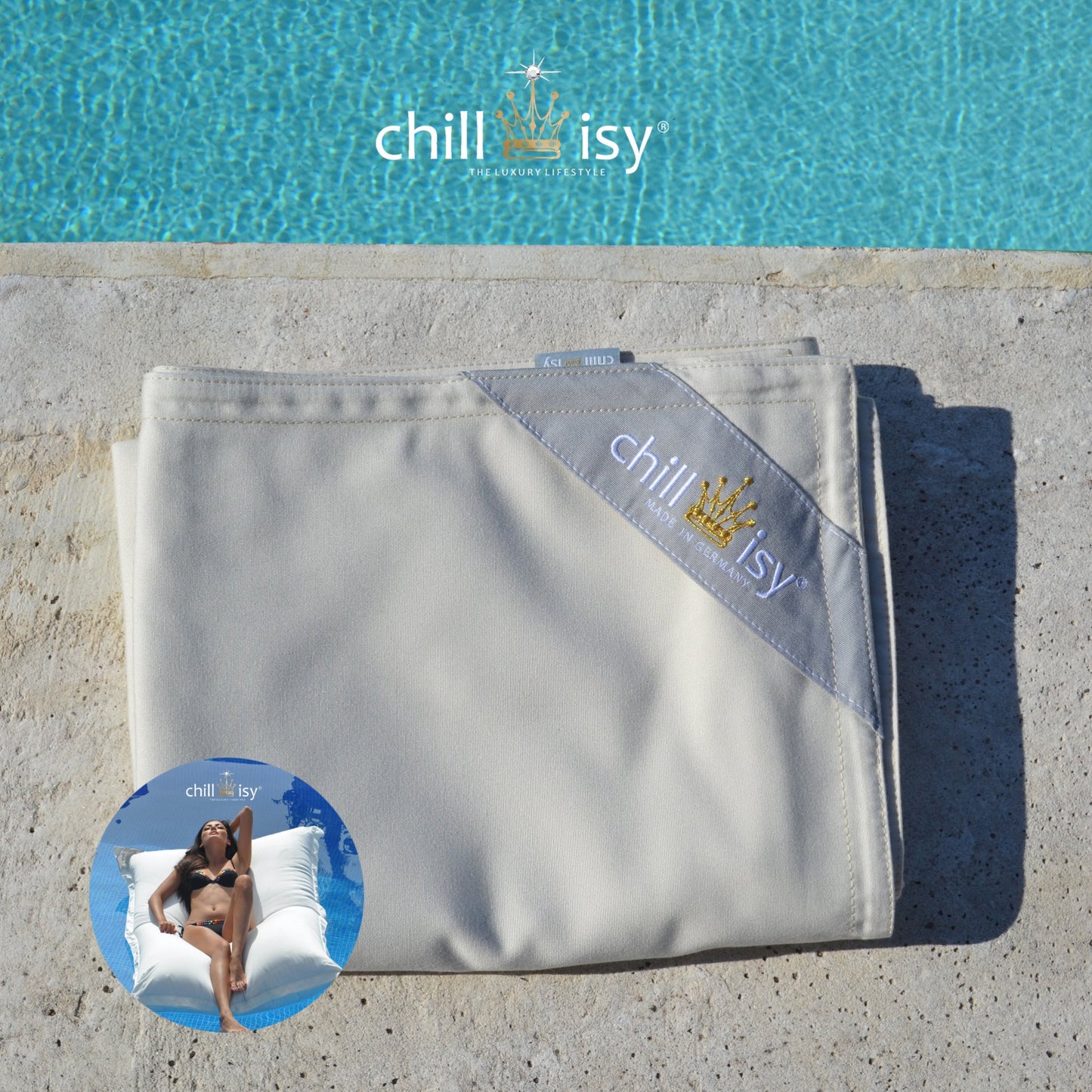 Poolkissenbezug für Premium Poolkissen Maxi 190x130 cm von chillisy in Crstal Grau Design zusammengelegt am Poolrand

