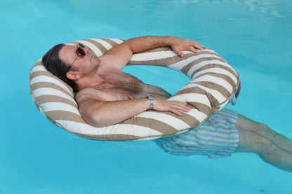 XL Schwimmring Swimmy, Durchmesser ca. 110 cm, Farbe: Beige Creme gestreift, Marke: chillisy, hergestellt in Deutschland.