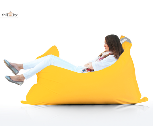 Sitzsack für Outdoor und Indoor, Farbe:  Gelb. In Perfektion hergestellt in Deutschland von chillisy.