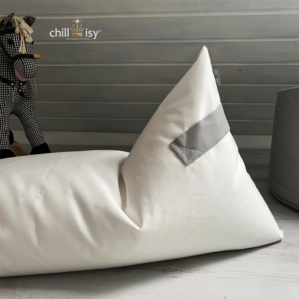 Sitzsack und Liegesack für Kinder, Farbe: Weiß, hergestellt von chillisy in Deutschland. Online kaufen.