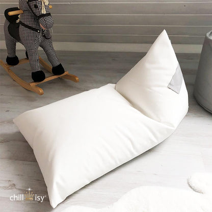 Sitzsack und Liegesack für Kinder, Farbe: Weiß, hergestellt von chillisy in Deutschland. Online kaufen.