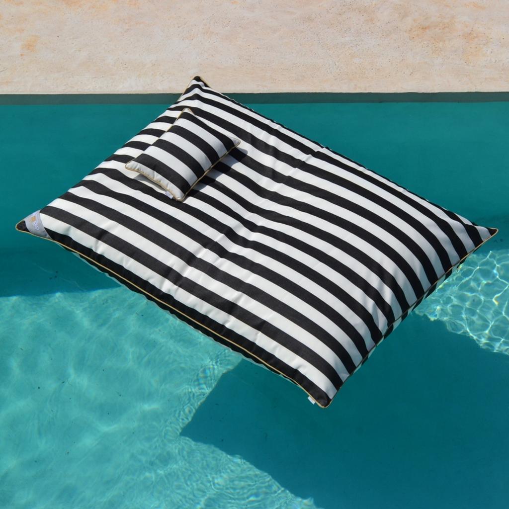 Pool Sitzsack, Luxus Luftmatratze, Liegesack; Verwendung: Wasser, Pool, Outdoor, Indoor; Größe: 160x120cm, Farbe: Schwarz, Weiß; Design: Blockstreifen; Model: LE CLUB; Marke: chillisy; online kaufen