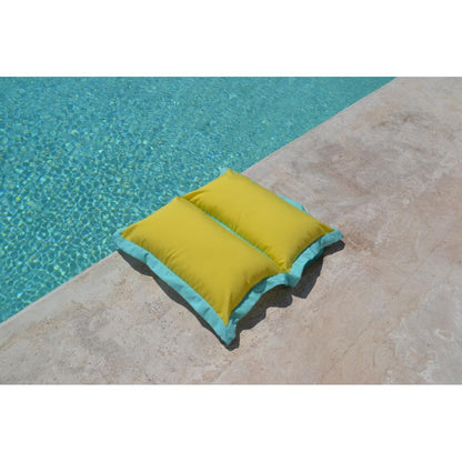 Wasserhängematte in Gelb und Türks schwimmt auf dem Wasser von chillisy kann auch als Sitzkissen verwendet werden.