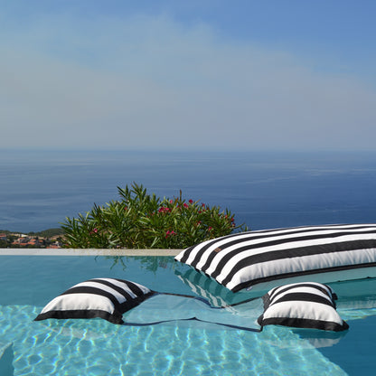 Schwarz weiß gestreifte chillisy Kollektion Sveti Stefan mit Wasserhängematte und Pool Sitzsack, hergestellt in Deutschland.