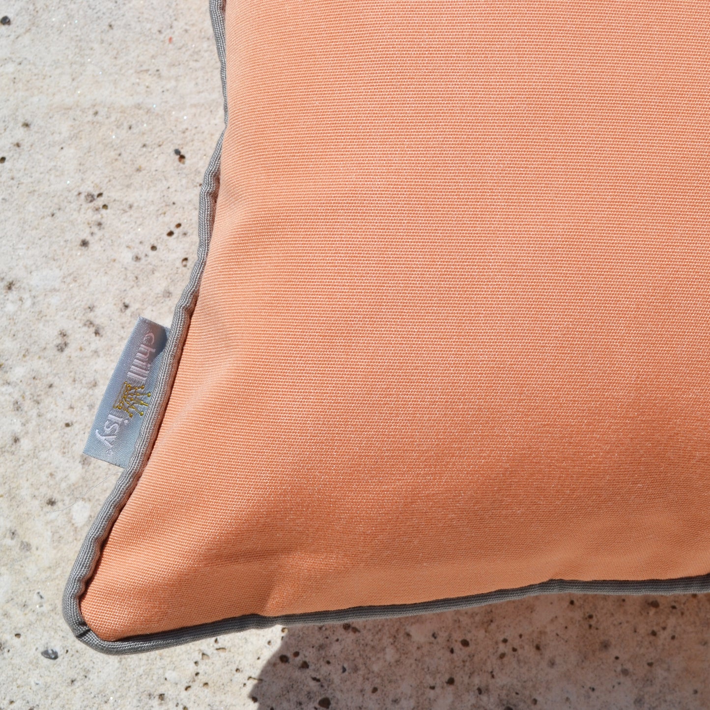 Yachtkissen Bootskissen, Farbe: Aprikot, Verwendung: Indoor, Outdoor, Yacht; Marke: chillisy; Hergestellt in Deutschland. Yacht cushion boat cushion, color: apricot, use: indoor, outdoor, yacht; Brand: chillisy; Made in Germany. Worldwide shipping.